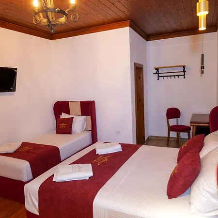 Fabiani Boutique Castle Gate Krujë