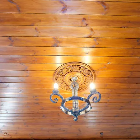Fabiani Boutique Castle Gate فندق Krujë